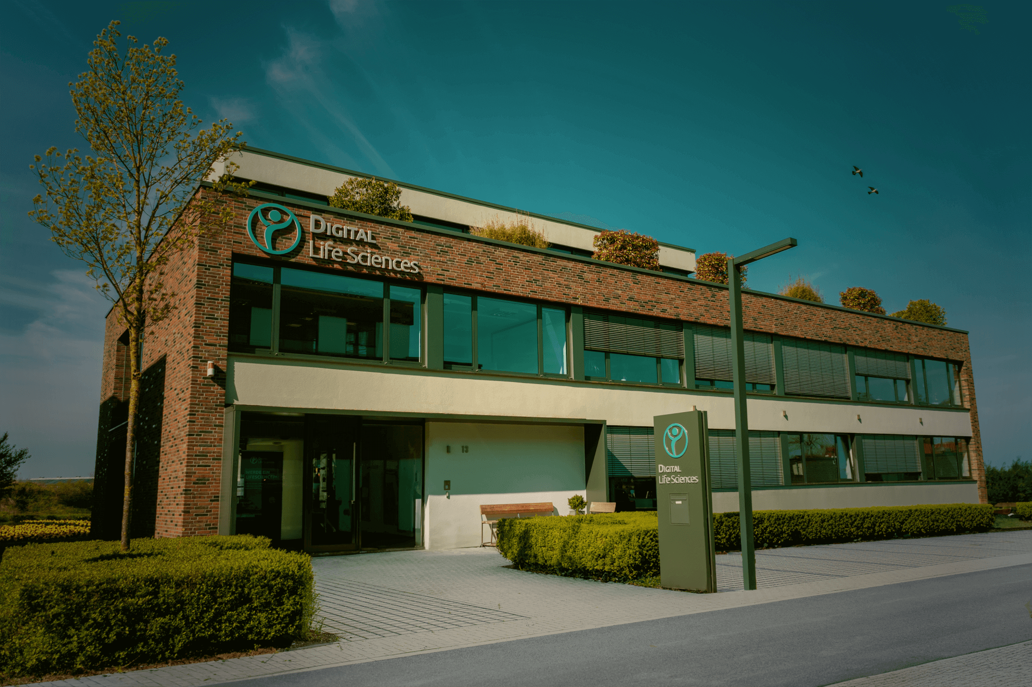 d.velop-Life-Sciences-Firmengebaeude-Frontaufnahme.png
